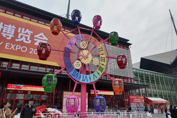 Clock-themed Ferris wheel for sale